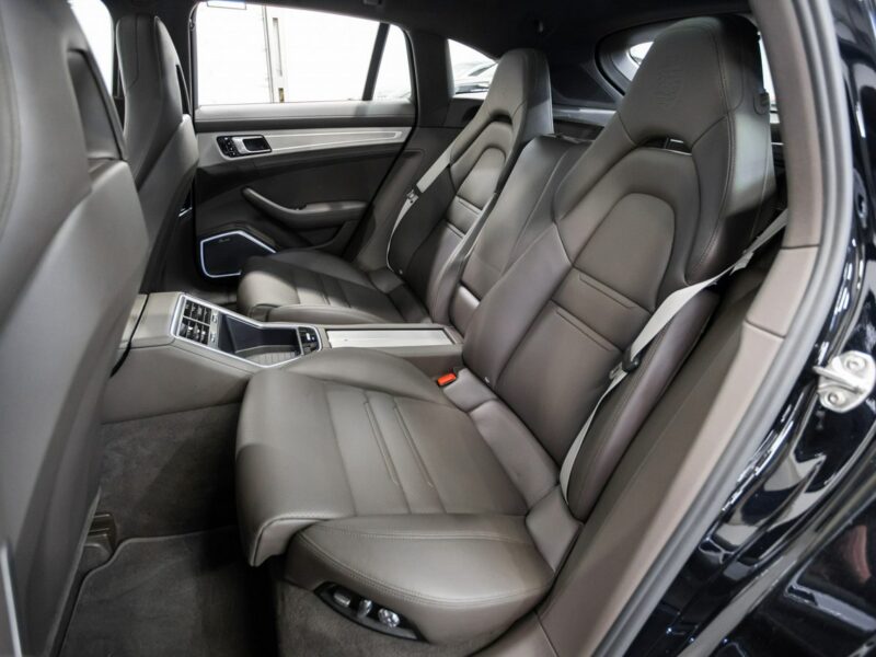 Porsche Panamera 4 Sport Turismo. Sport Chrono. Burmester High End. Panorama. FV23%.