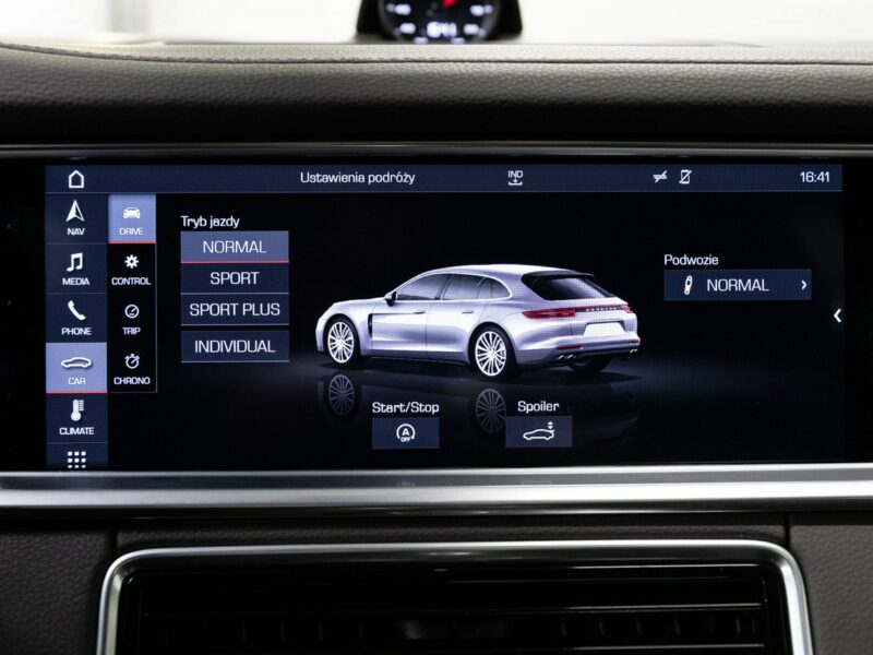 Porsche Panamera 4 Sport Turismo. Sport Chrono. Burmester High End. Panorama. FV23%.