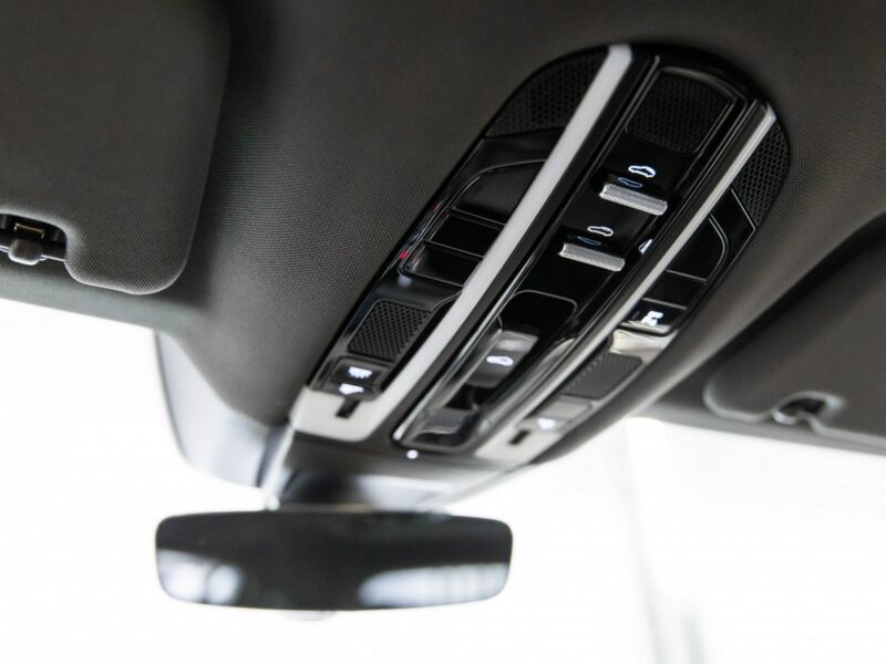 Porsche Panamera 4 Sport Turismo. Sport Chrono. Burmester High End. Panorama. FV23%.