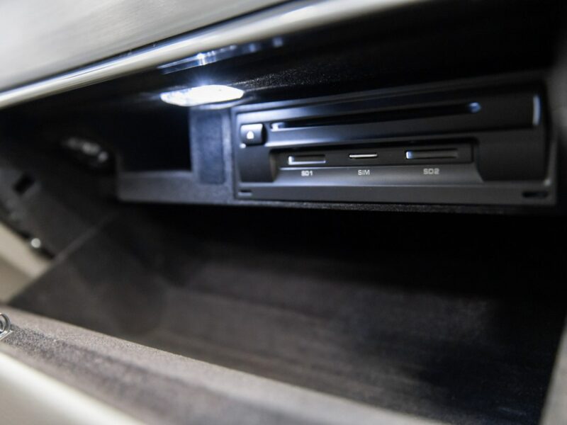 Porsche Panamera 4 Sport Turismo. Sport Chrono. Burmester High End. Panorama. FV23%.