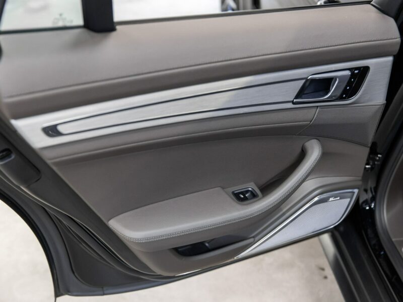Porsche Panamera 4 Sport Turismo. Sport Chrono. Burmester High End. Panorama. FV23%.