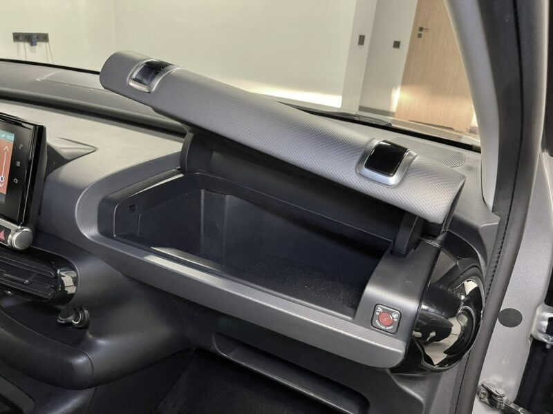 Citroen C4 Cactus 1.6 Blue-HDi*SHINE*Lifting*ALU*Black Pak*Navi Kolor*Led*Z Niemiec I (2014-)