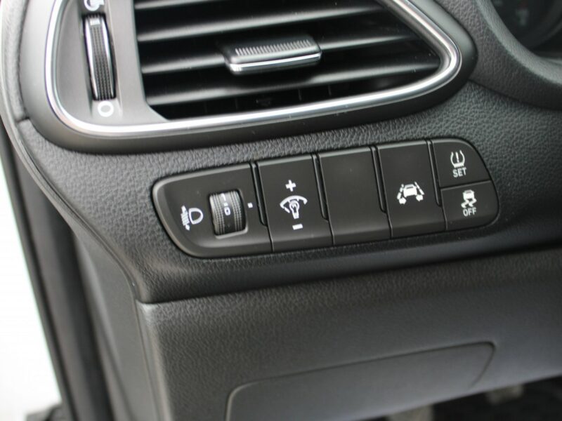 Hyundai i30 1,6Crdi F-vat Gwarancja Salon PL Classic+ III (2017-)