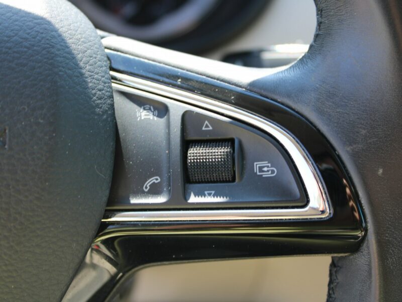 Škoda Octavia 2.0Tdi Led F-vat Smartlink Style SalonPL III (2013-)