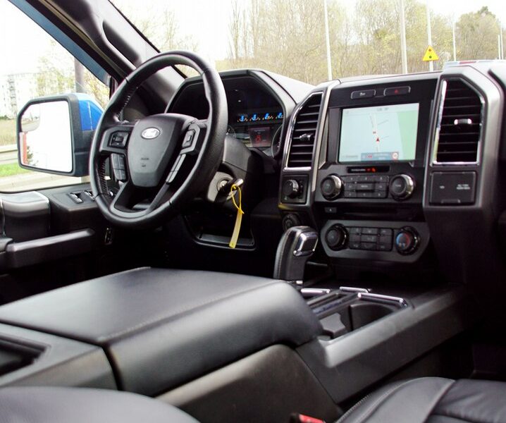 Ford F150 XLT 2016 z silnikiem 5.0 V8 – Idealny Wybór - Raty Gwarancja Zamiana (2009-2015)