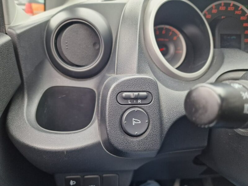 Honda Jazz 1.2 Benzyna 90 KM, Klimatyzacja, Dwa Klucze, AUX, Isofix, Hak III (2008-2014)
