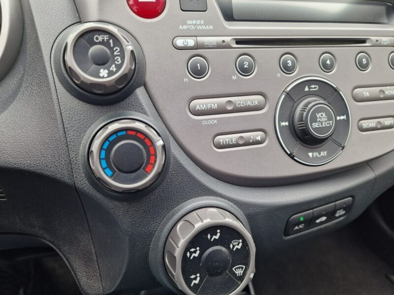Honda Jazz 1.2 Benzyna 90 KM, Klimatyzacja, Dwa Klucze, AUX, Isofix, Hak III (2008-2014)