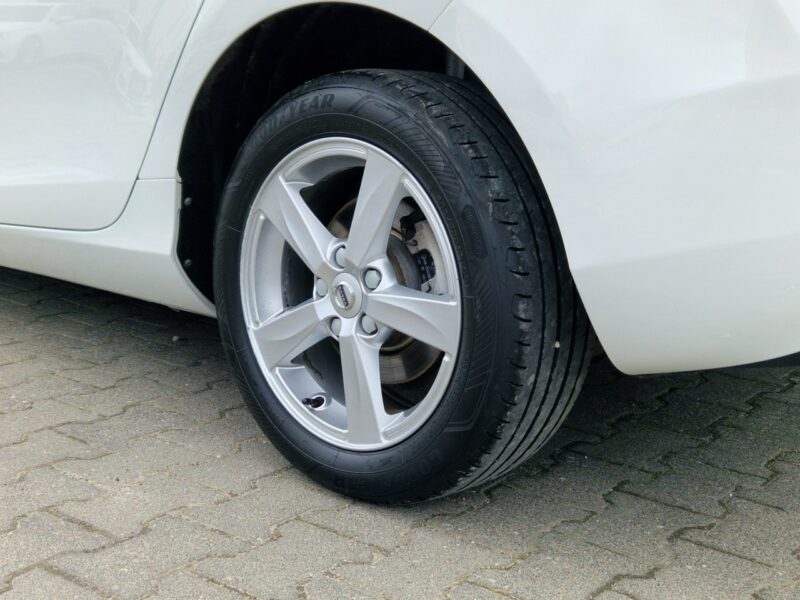 Volvo V40 *FILM*Automat*Business*FULL LED*Roczna Gwarancja Techniczna* II (2012-)