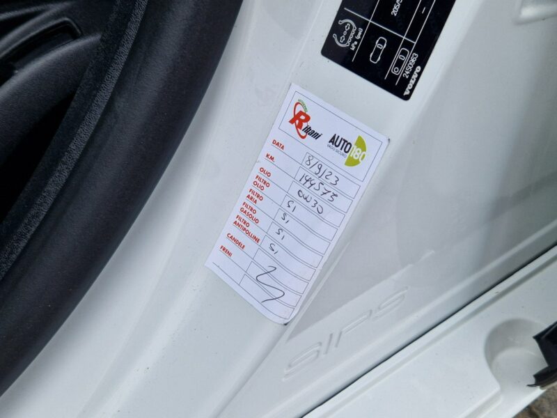 Volvo V40 *FILM*Automat*Business*FULL LED*Roczna Gwarancja Techniczna* II (2012-)