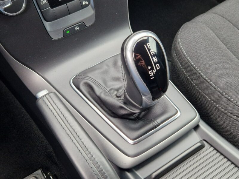 Volvo V40 *FILM*Automat*Business*FULL LED*Roczna Gwarancja Techniczna* II (2012-)