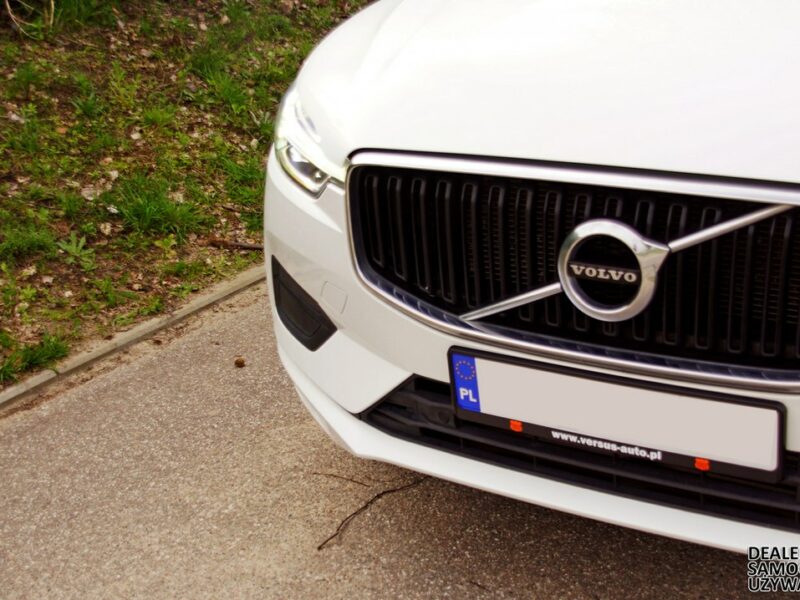 Volvo XC 60 T6 AWD 2020 Momentum - Raty Gwarancja Zamiana II (2017-)