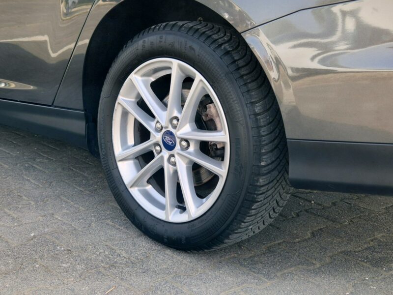 Ford Focus *Automat*Niski Przebieg*Dokumentacja Serwisowa*Roczna Gwarancja* Mk3 (2010-2018)