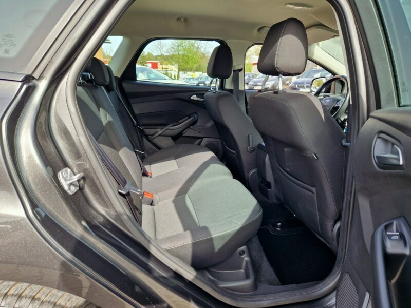 Ford Focus *Automat*Niski Przebieg*Dokumentacja Serwisowa*Roczna Gwarancja* Mk3 (2010-2018)