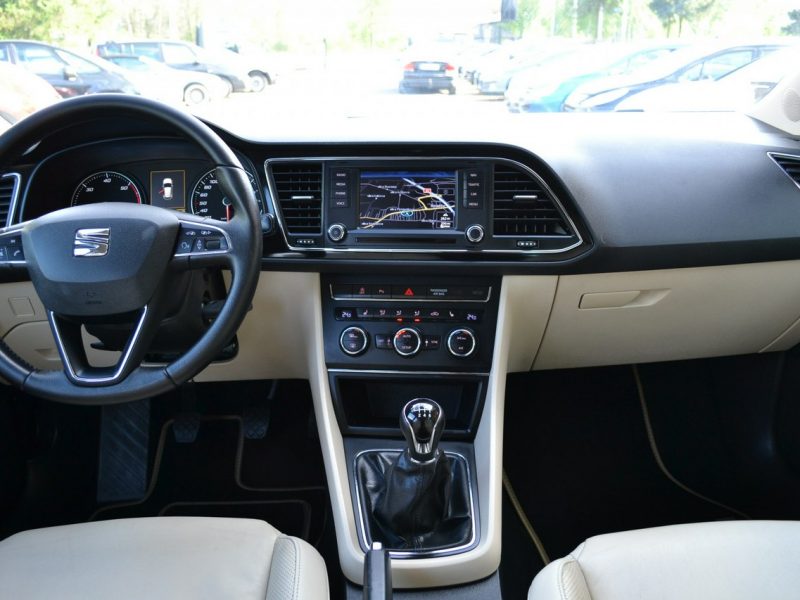 Seat Leon LED*Skórzana Tapicerka*Alufelgi*Podgrz. Fotele*Nawigacja III (2012-)