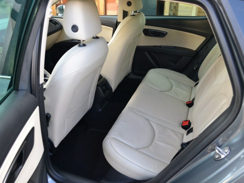 Seat Leon LED*Skórzana Tapicerka*Alufelgi*Podgrz. Fotele*Nawigacja III (2012-)