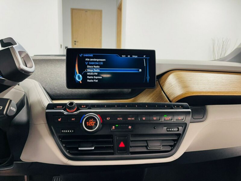 BMW i3 100% Elektryczny*LUXURY*EDrive*KeyLes*Tempomat*HiFi*Navi*Klima*ALU 19 I (2013-)