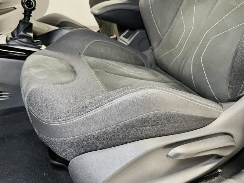 DS Automobiles DS 3 1.6 Blue-HDi 120KM SportChic*Lift*ALU*PDC*HiFi*LED*Klimatronic*Niemiec