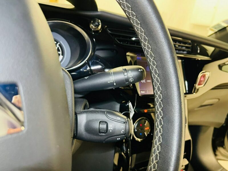 DS Automobiles DS 3 1.6 Blue-HDi 120KM SportChic*Lift*ALU*PDC*HiFi*LED*Klimatronic*Niemiec