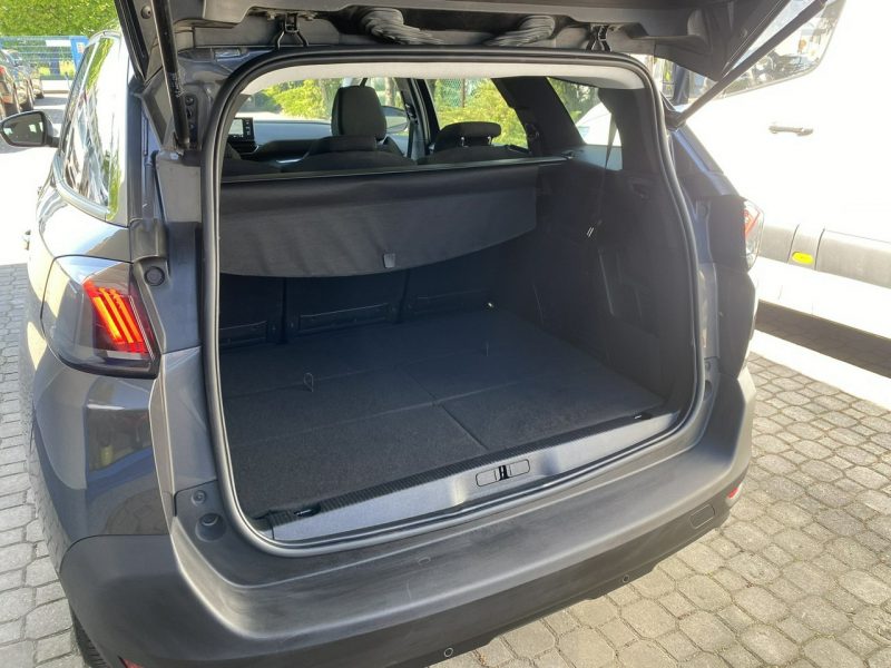 Peugeot 5008 Rezerwacja II (2017-)