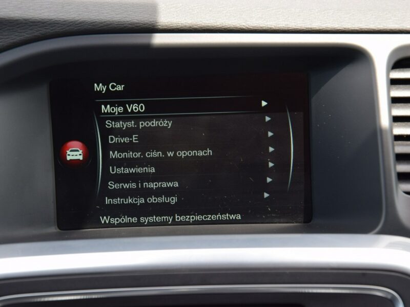 Volvo V60 Cross Country 2.0 D3 Summum 100% bezwypadkowy Serwis LED Skóra Navi EURO-5 Zamiana