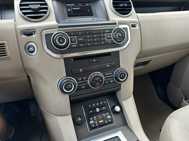 Land Rover Discovery Discovery IV 3.0SD V6 HSE Bogate Wyposażenie 2013 IV (2010-2016)
