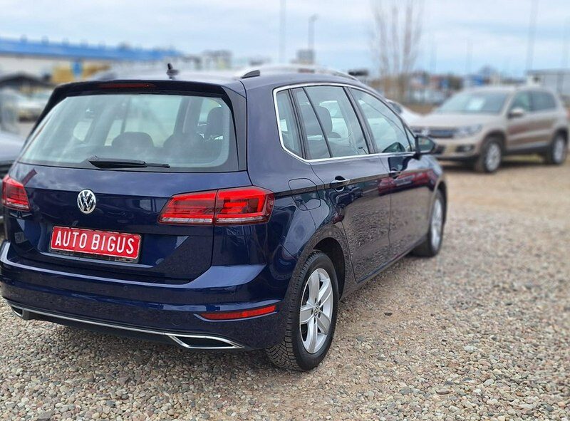 Volkswagen Golf Sportsvan automat LEDY xsenon highline masaz radar navi I (2014-)