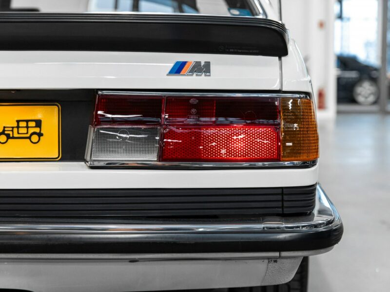 BMW 635 E24 CSi 3.5l R6. Kolekcjonerska. Japonia. Stan fabryczny. Biały kruk. E24 (1976-1989)