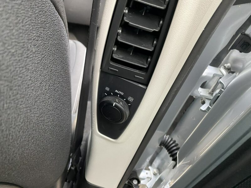 Citroen C4 Picasso Benzyna/Wersja po liftingu/LED dzienne/ESP/Klimatronik/Hak/2 kpl. kół I (2006-2013)