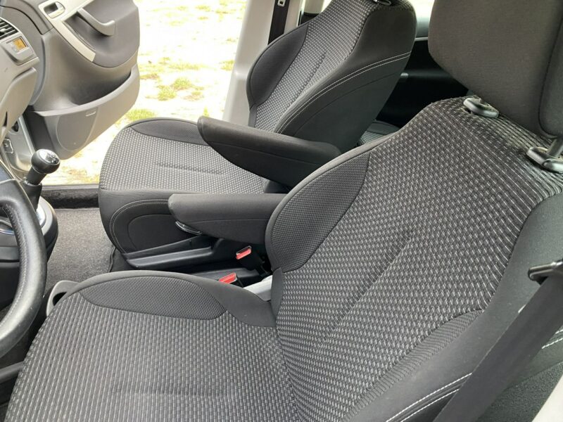 Citroen C4 Picasso Benzyna/Wersja po liftingu/LED dzienne/ESP/Klimatronik/Hak/2 kpl. kół I (2006-2013)