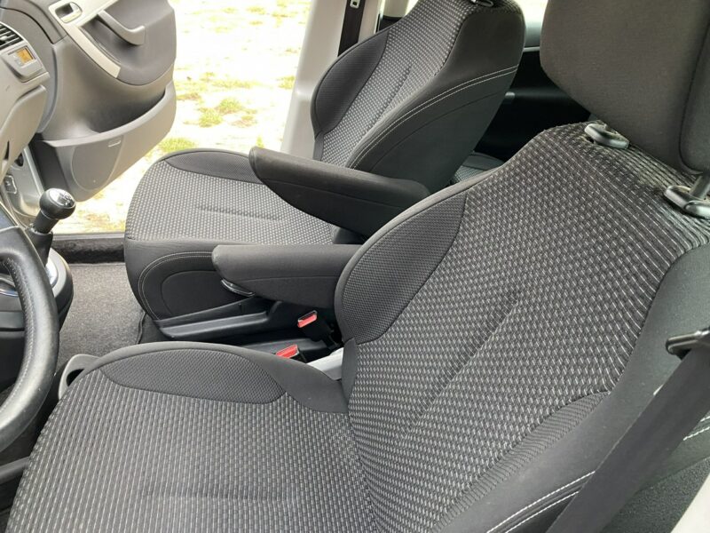 Citroen C4 Picasso Benzyna/Wersja po liftingu/LED dzienne/ESP/Klimatronik/Hak/2 kpl. kół I (2006-2013)