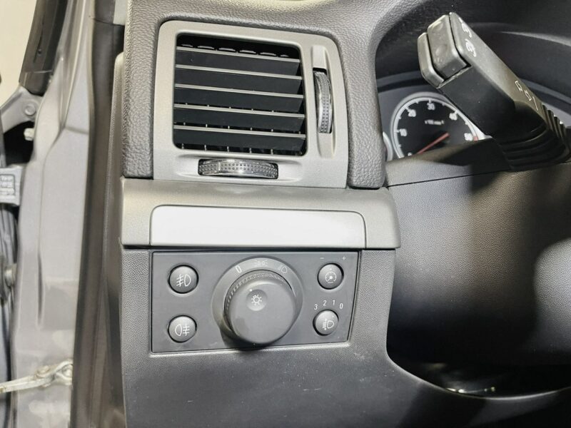 Opel Vectra 1.9 CDTi 100PS*COSMO PLUS Innovation*Navi*Skóry*Idealny Z Niemiec C (2002-2008)