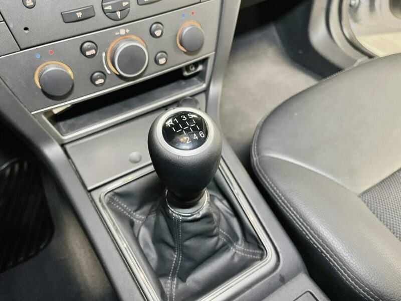 Opel Vectra 1.9 CDTi 100PS*COSMO PLUS Innovation*Navi*Skóry*Idealny Z Niemiec C (2002-2008)
