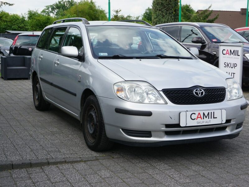 Toyota Corolla ekonomiczna benzyna, dodatkowy komplet koł, Seria E12 (2001-2007)