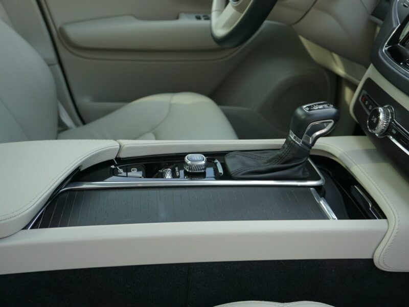 Volvo XC 90 2.0 Benzyna 252KM, zarejestrowane, wyposażenie premium, rok gwarancji, II (2014-)