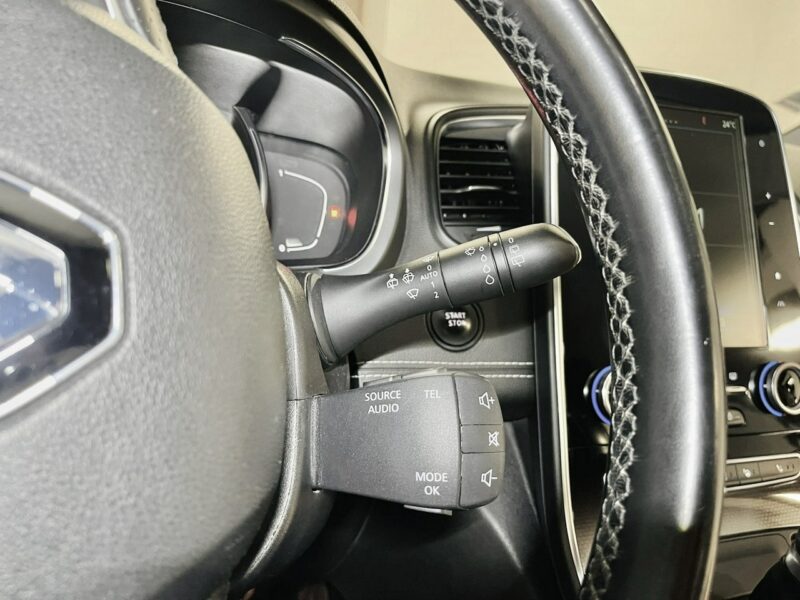 Renault Grand Scenic 1.6 DCi 160KM*INITIALE PARIS*BOSE*Komfortsitze*7-osób*KeyLess*AUTOMAT III (2016-2021)