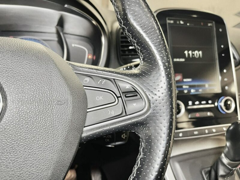 Renault Grand Scenic 1.6 DCi 160KM*INITIALE PARIS*BOSE*Komfortsitze*7-osób*KeyLess*AUTOMAT III (2016-2021)