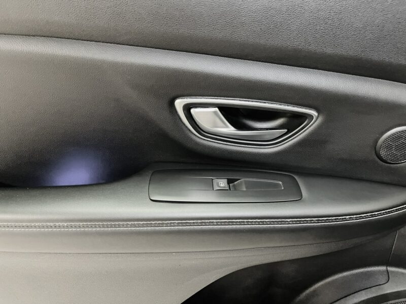 Renault Grand Scenic 1.6 DCi 160KM*INITIALE PARIS*BOSE*Komfortsitze*7-osób*KeyLess*AUTOMAT III (2016-2021)