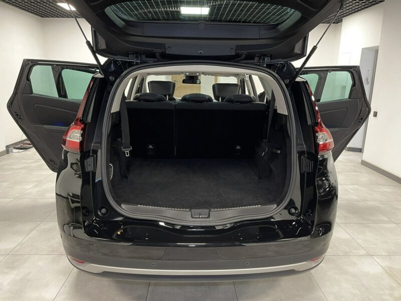 Renault Grand Scenic 1.6 DCi 160KM*INITIALE PARIS*BOSE*Komfortsitze*7-osób*KeyLess*AUTOMAT III (2016-2021)