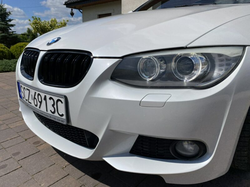 BMW 320 2.0 M Pakiet full opcja biała perła ledy bi xenon nawi alu 19 E90E91E92E93(2005-2012)