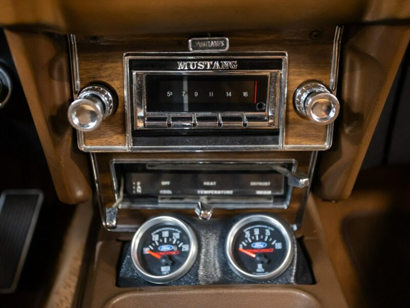 Ford Mustang Mach 1 1970. 5.8L 300 KM. Pełna dokumentacja. Silnik Ford Racing. II (1969-1978)