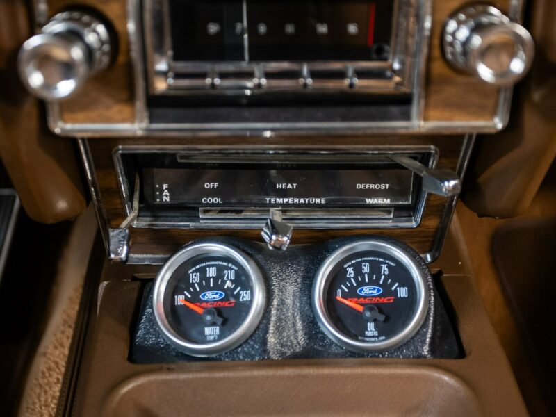 Ford Mustang Mach 1 1970. 5.8L 300 KM. Pełna dokumentacja. Silnik Ford Racing. II (1969-1978)