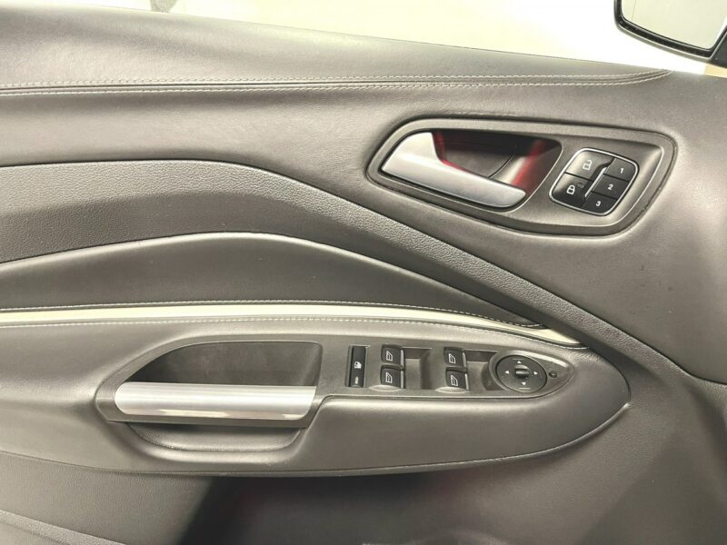 Ford Kuga 1.5 150KM VIGNALE*Full Led*Klimatronic*Panorama*SONY Audio*Kamera*Full III (2019-)