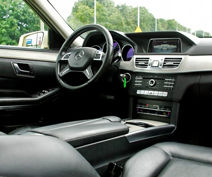 Mercedes E 200 CDI T BlueEfficiency 7-osobowy RATY ZAMIANA W212 (2009-)