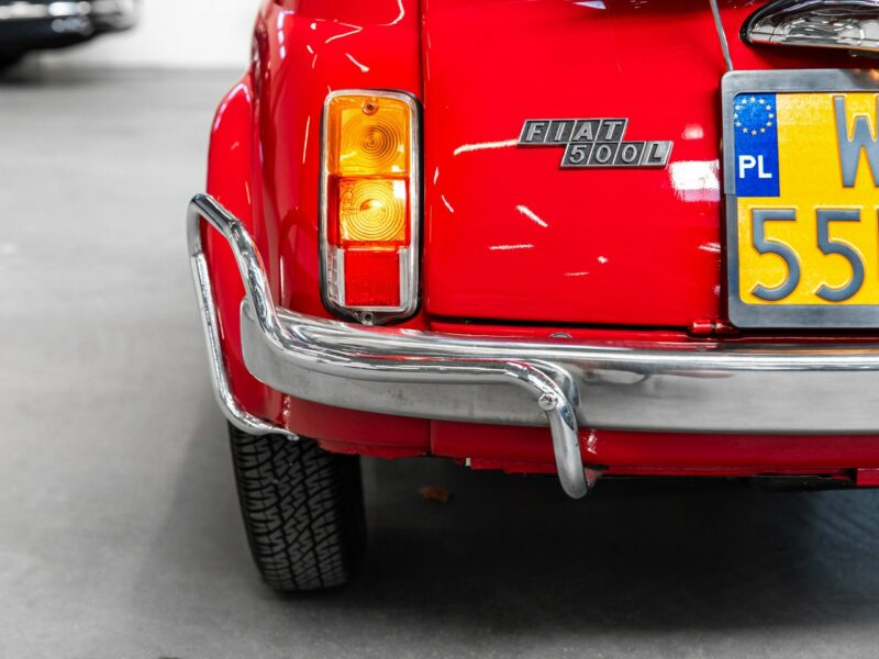 Fiat 500L Odrestaurowany. Zarejestrowany na zabytek.