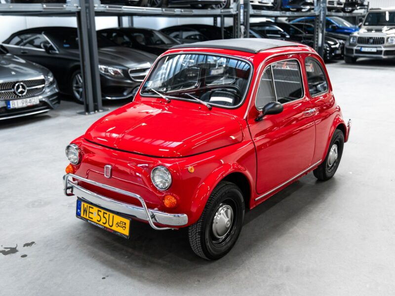 Fiat 500L Odrestaurowany. Zarejestrowany na zabytek.