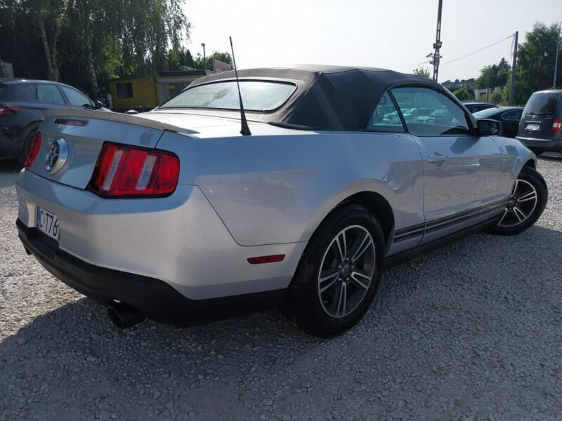Ford Mustang Mały przebieg# Zadbany V (2005-2014)