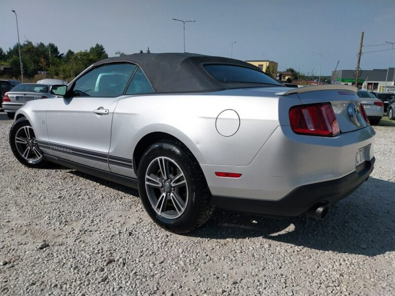Ford Mustang Mały przebieg# Zadbany V (2005-2014)