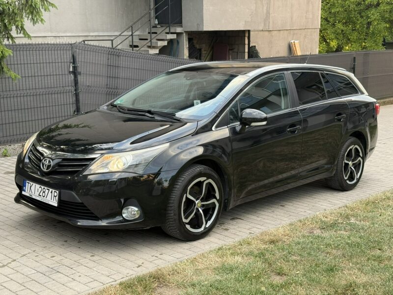 Toyota Avensis 1.8 Benzyna*Serwisowany*Gwarancja*Bogate Wyposażenie*Zadbane* III (2009-)