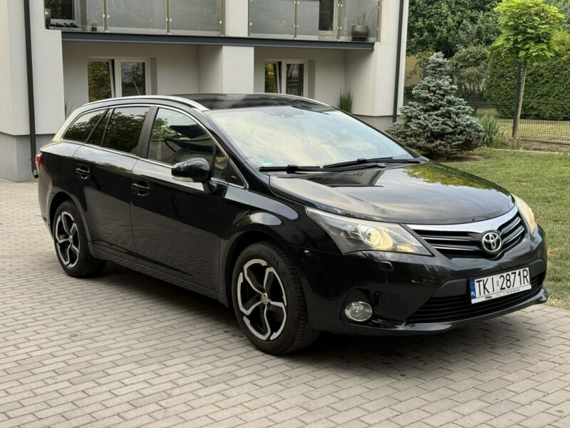 Toyota Avensis 1.8 Benzyna*Serwisowany*Gwarancja*Bogate Wyposażenie*Zadbane* III (2009-)