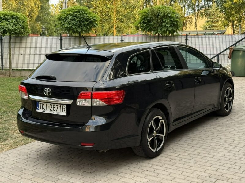 Toyota Avensis 1.8 Benzyna*Serwisowany*Gwarancja*Bogate Wyposażenie*Zadbane* III (2009-)